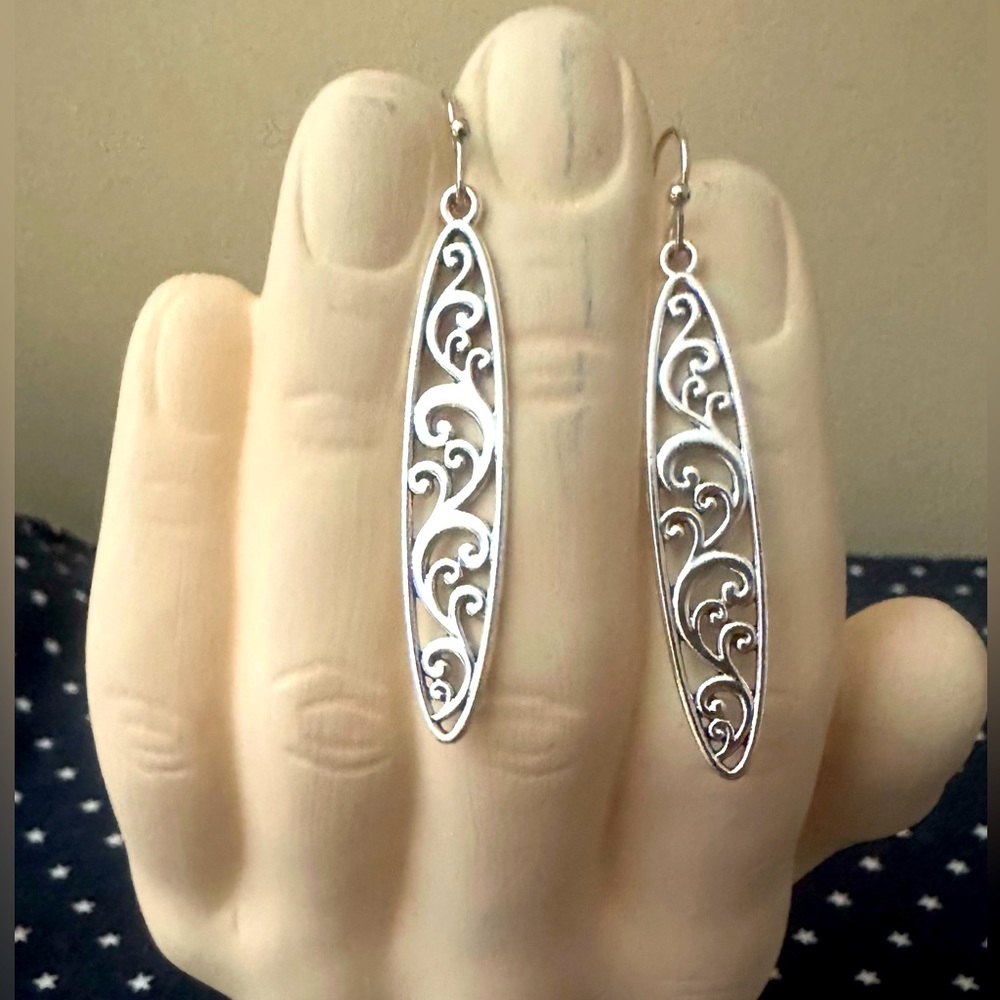 Vintage -Uniquely Carved Silver Dangle Earrings